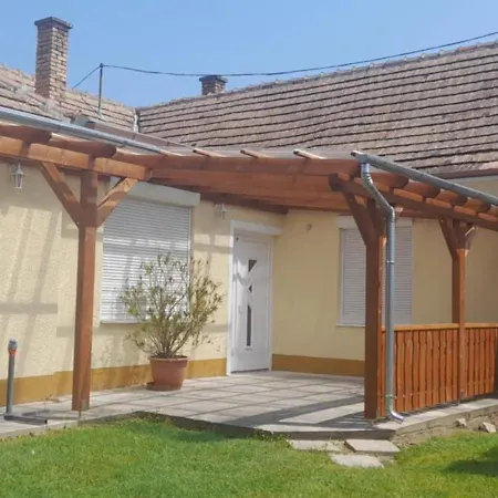 Kovács