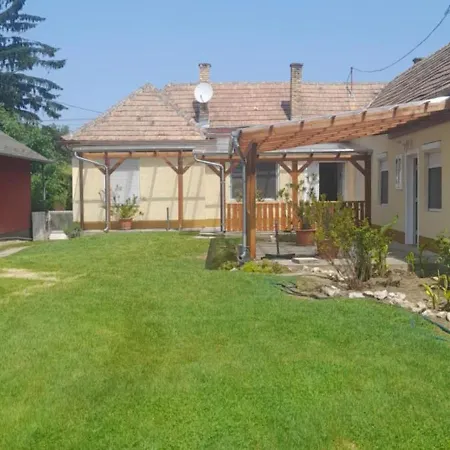Kovács Apartman Balatonberény